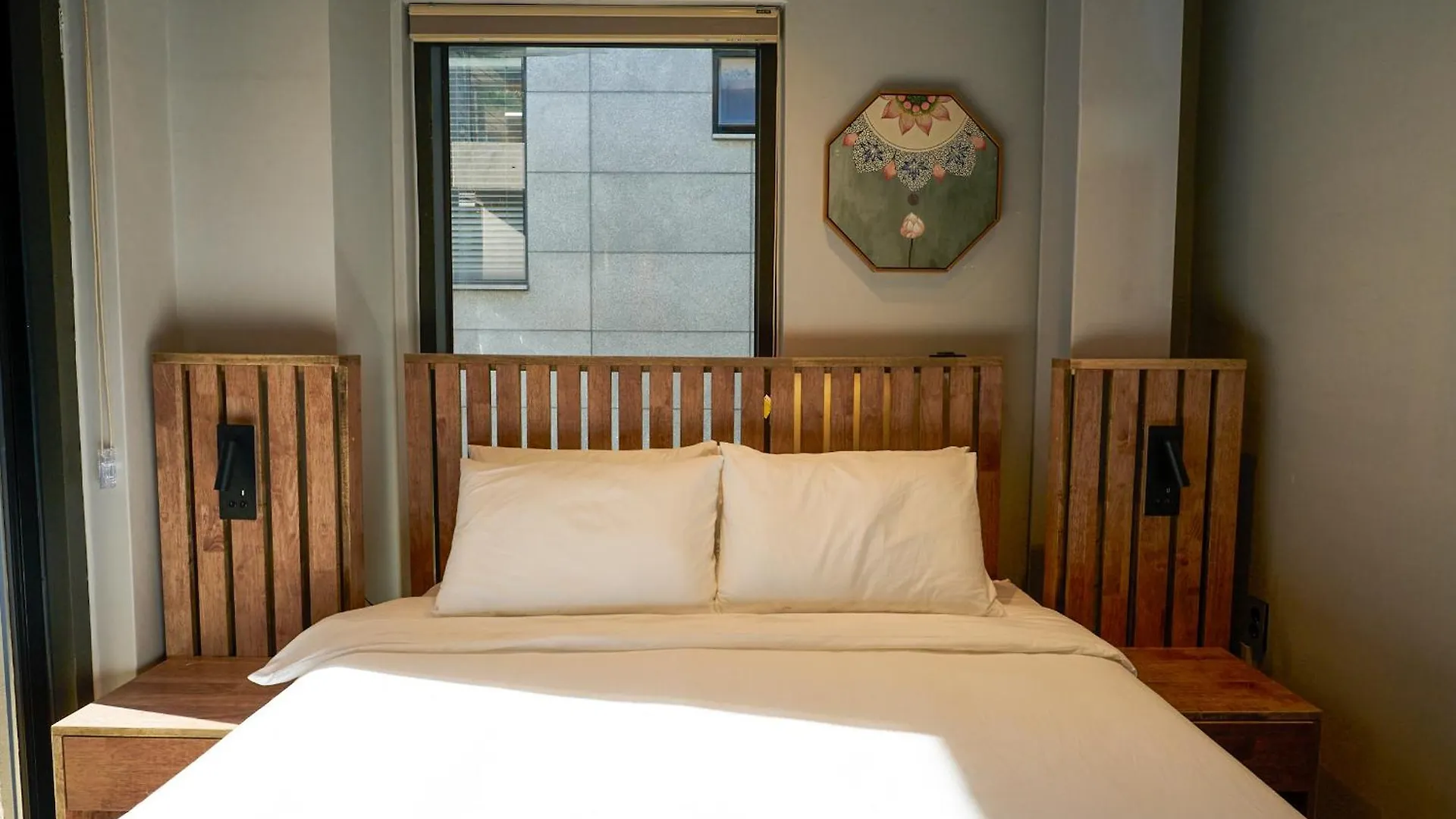 L9 Tailored Service Home Near Hongik Univ Station Seul Korea Południowa
